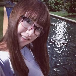 Meet your Posher, Lucy